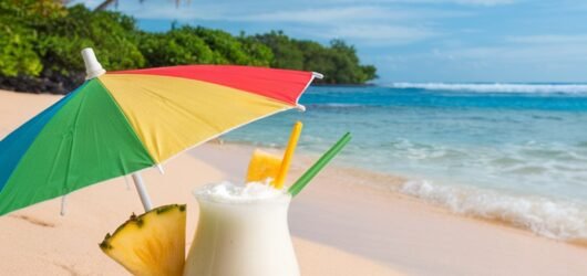 10 Classic Cocktails Every Home Bartender Must Master