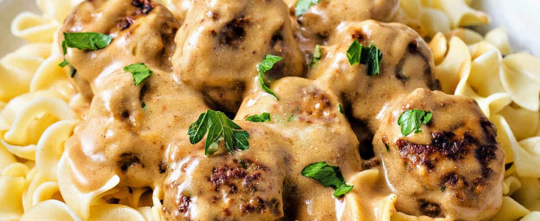 Slow Cooker Swedish Meatballs