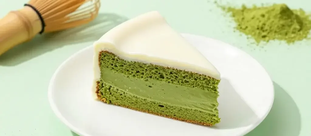 The Best Matcha Tea Cake with White Chocolate Glaze: a Green Dream